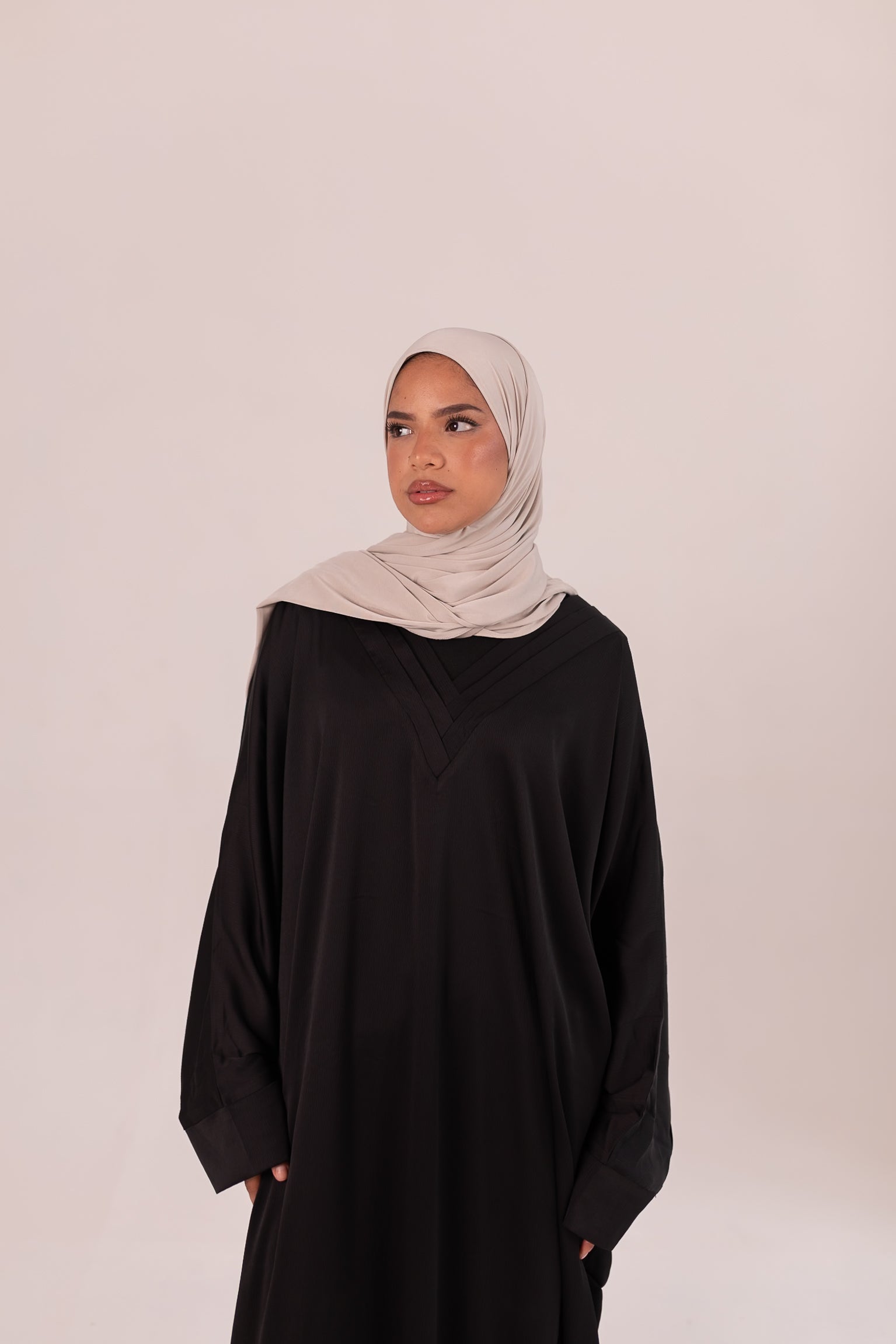 CORE NOIR ABAYA