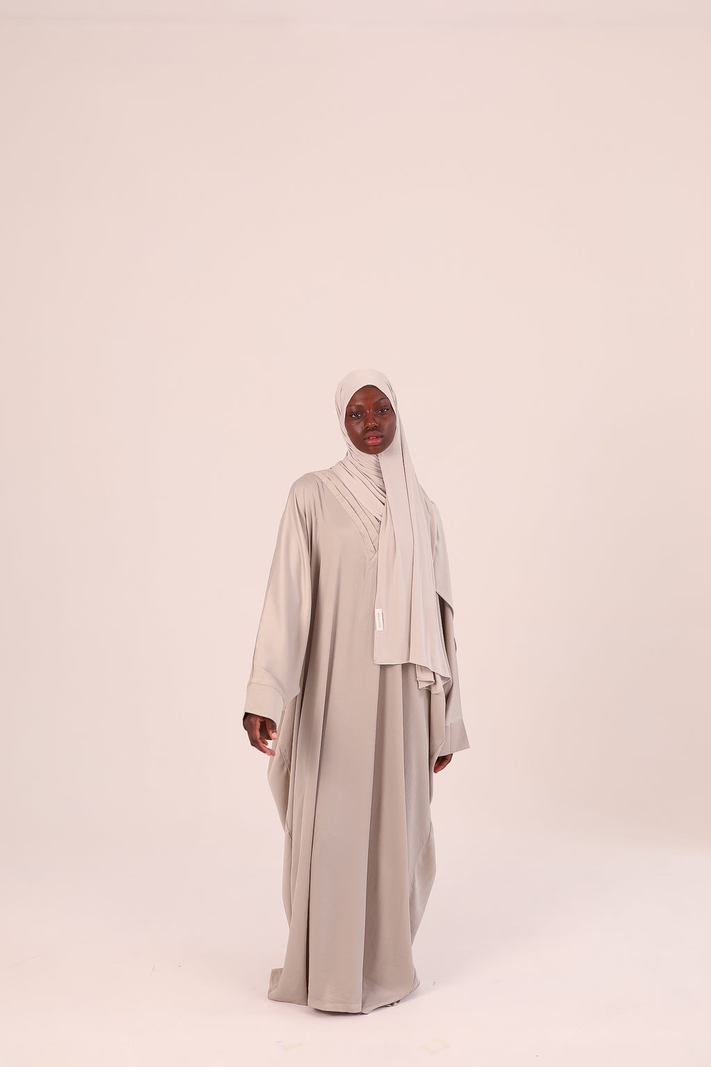 CORE SAND ABAYA