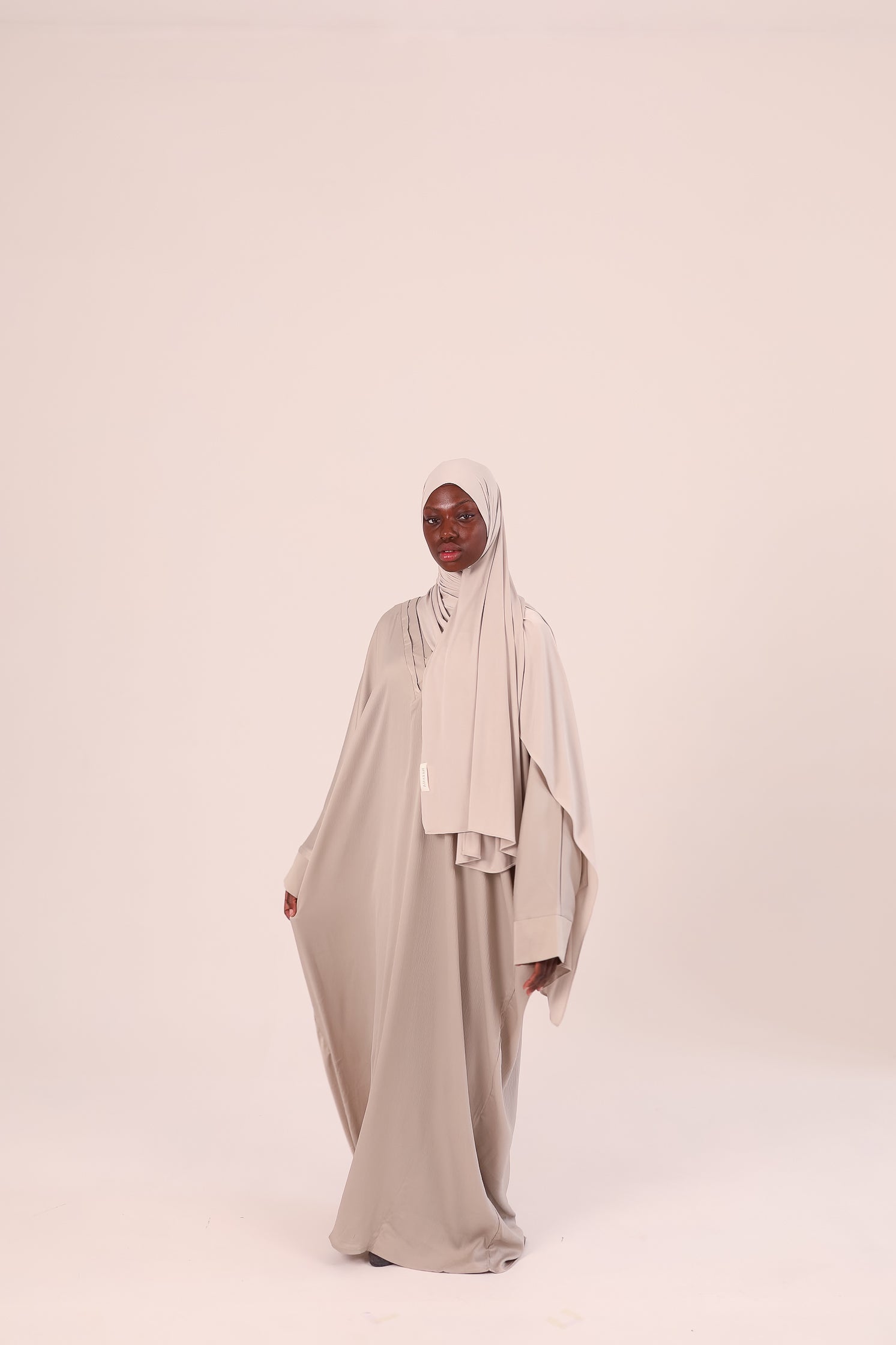 CORE SAND ABAYA