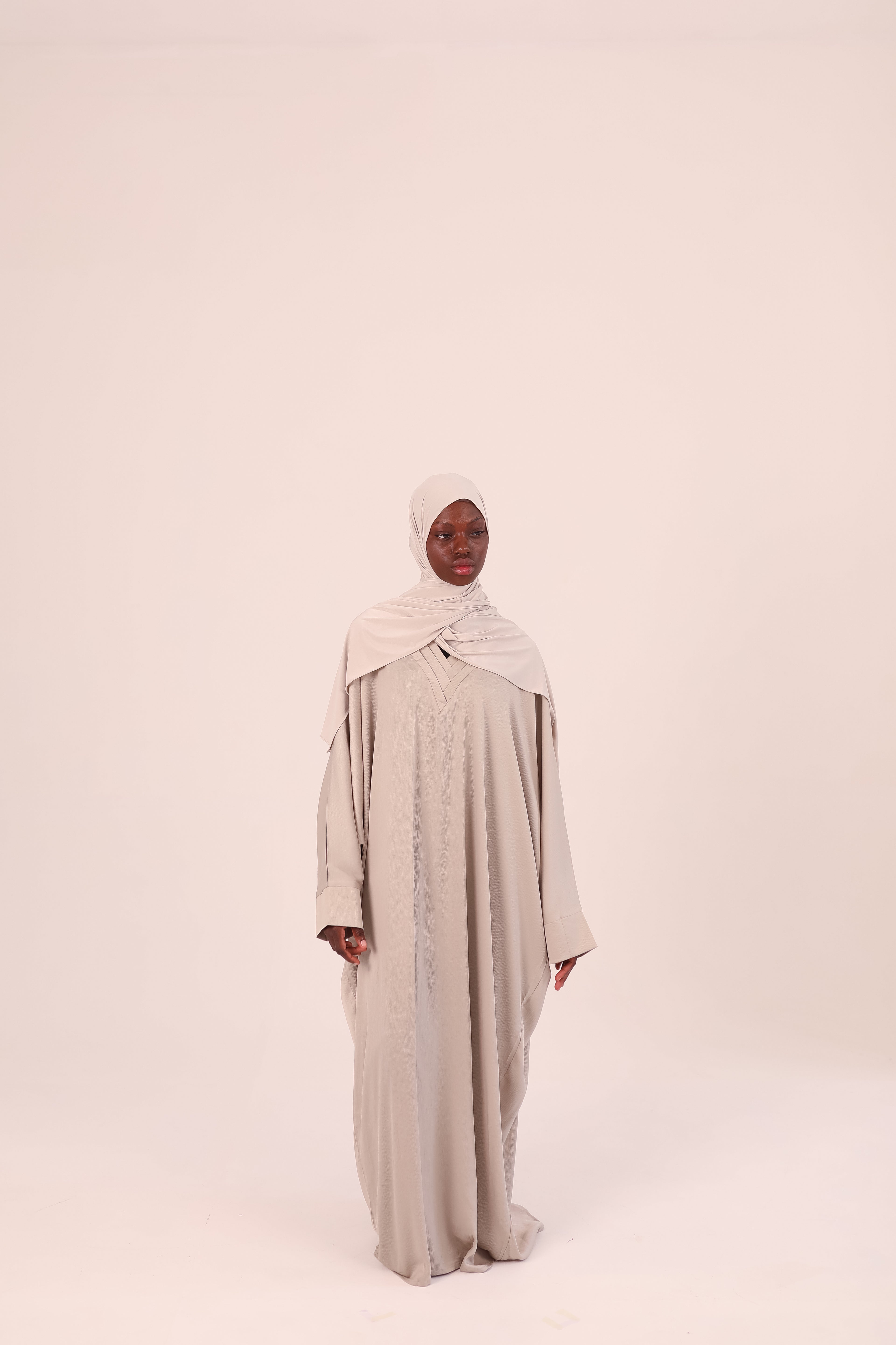CORE SAND ABAYA
